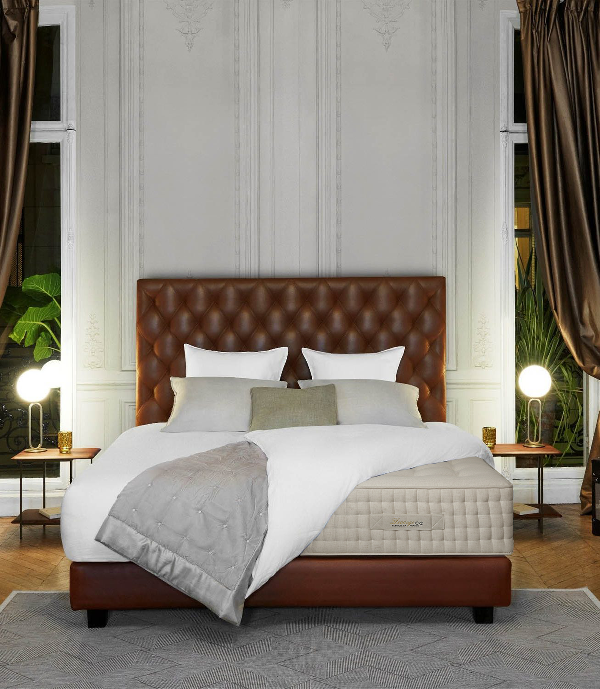 Upholstered Versus Wooden Headboards Compared