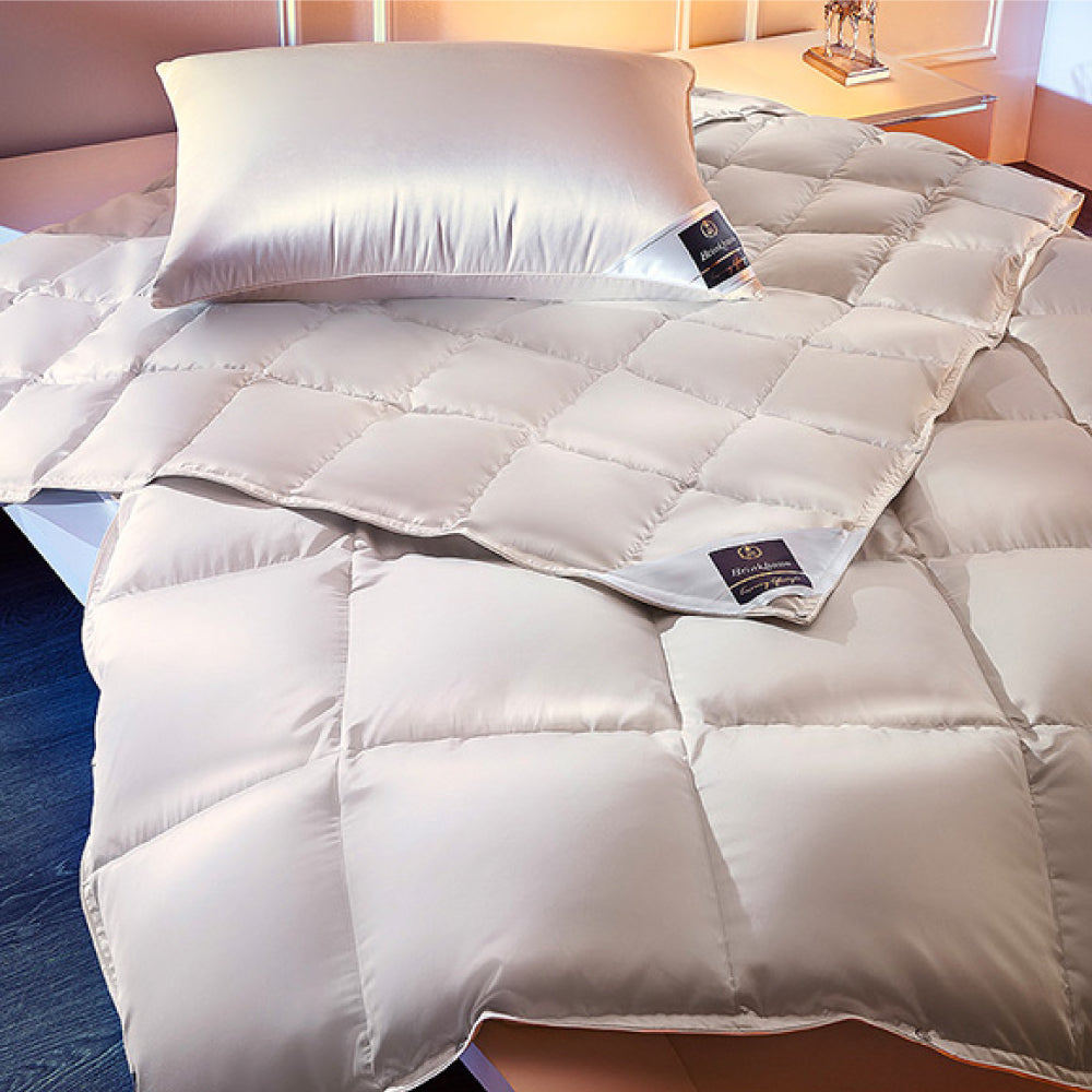 The Arctic Light Duvet 4.5 Tog Arctic Duck Down