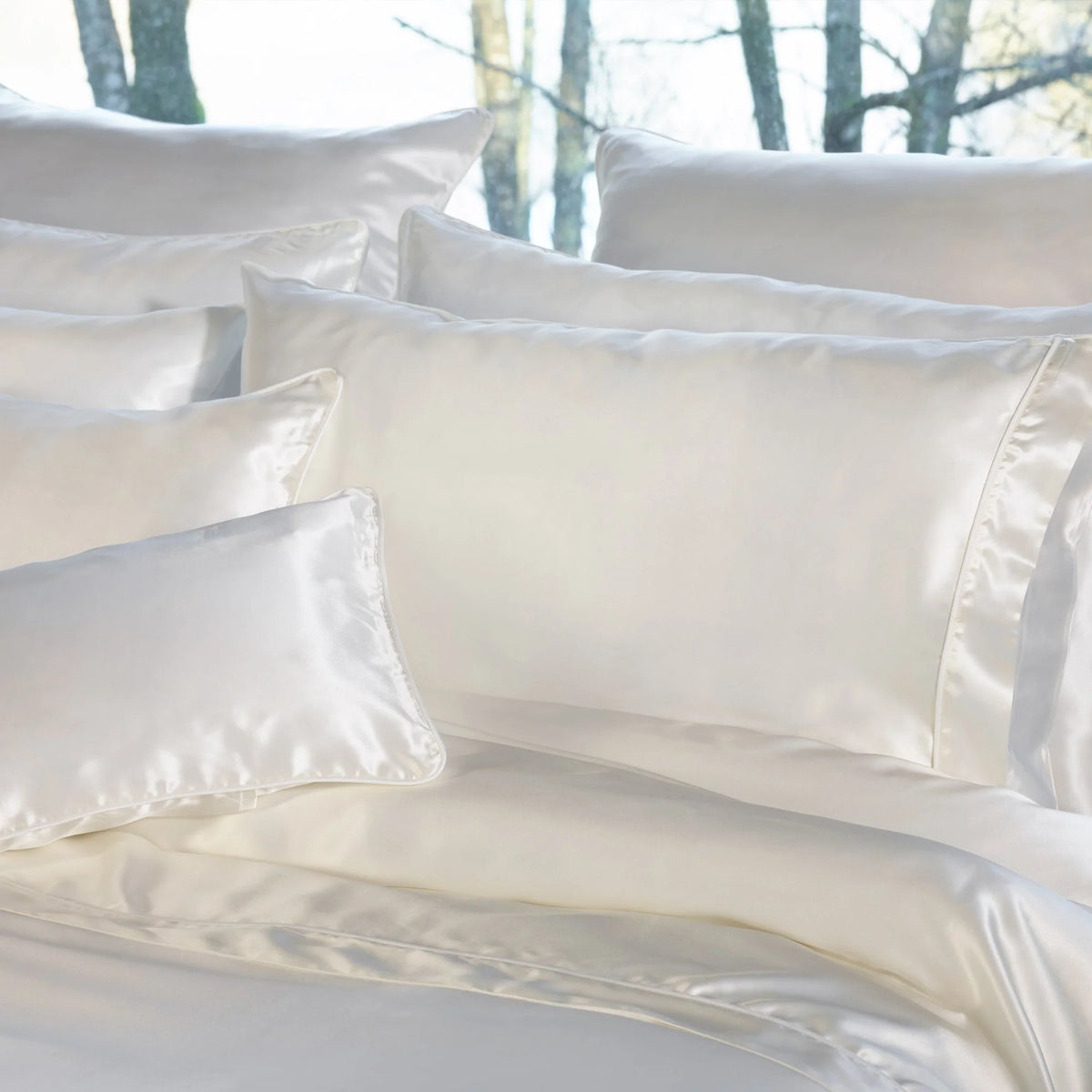 Maria Duvet Cover